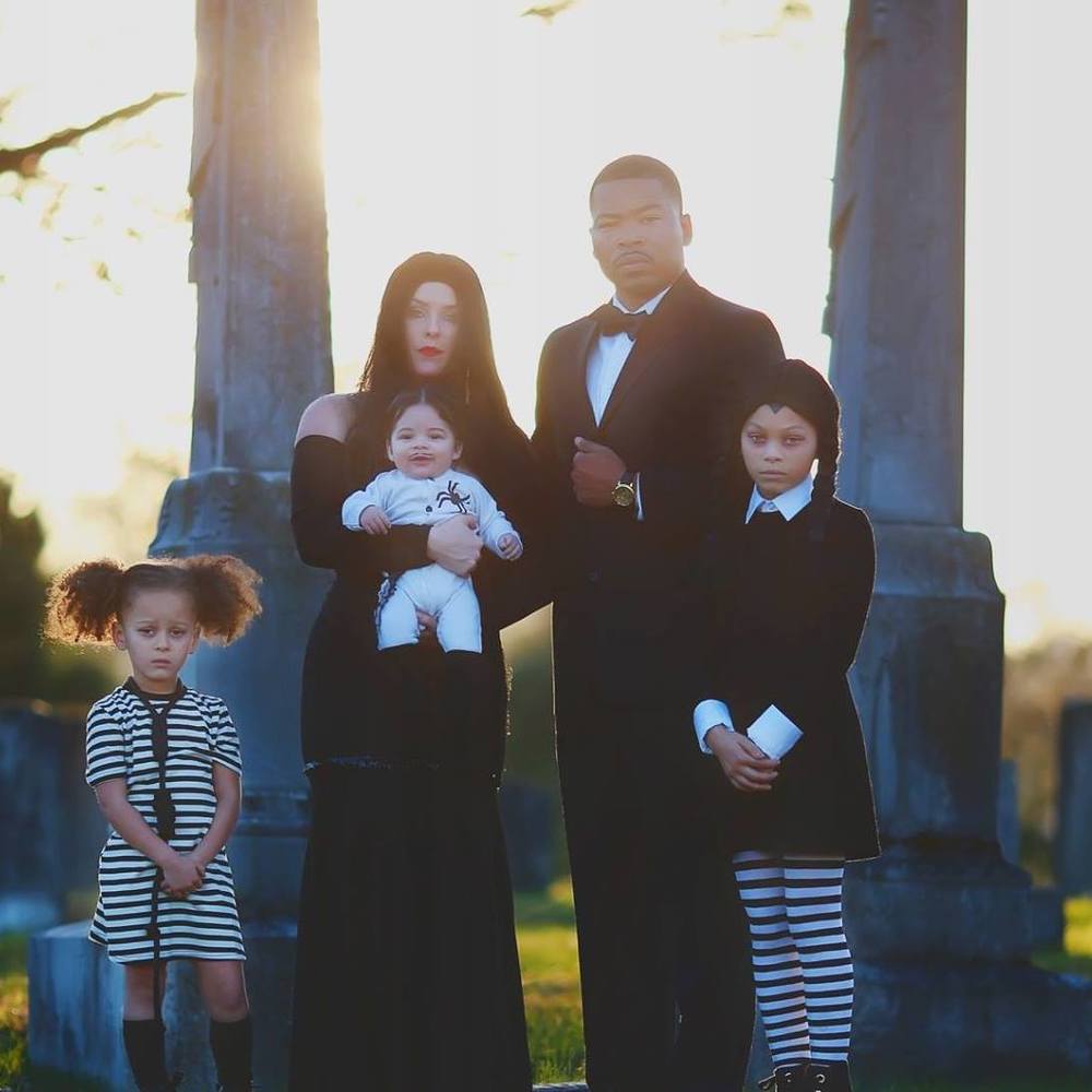 Meet your Posher, Chantena